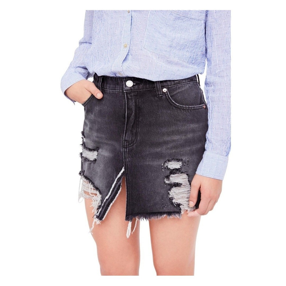 We The Free Relaxed And Destroyed Black Denim Skirt Womens Size 28 Free People - Picture 3 of 11